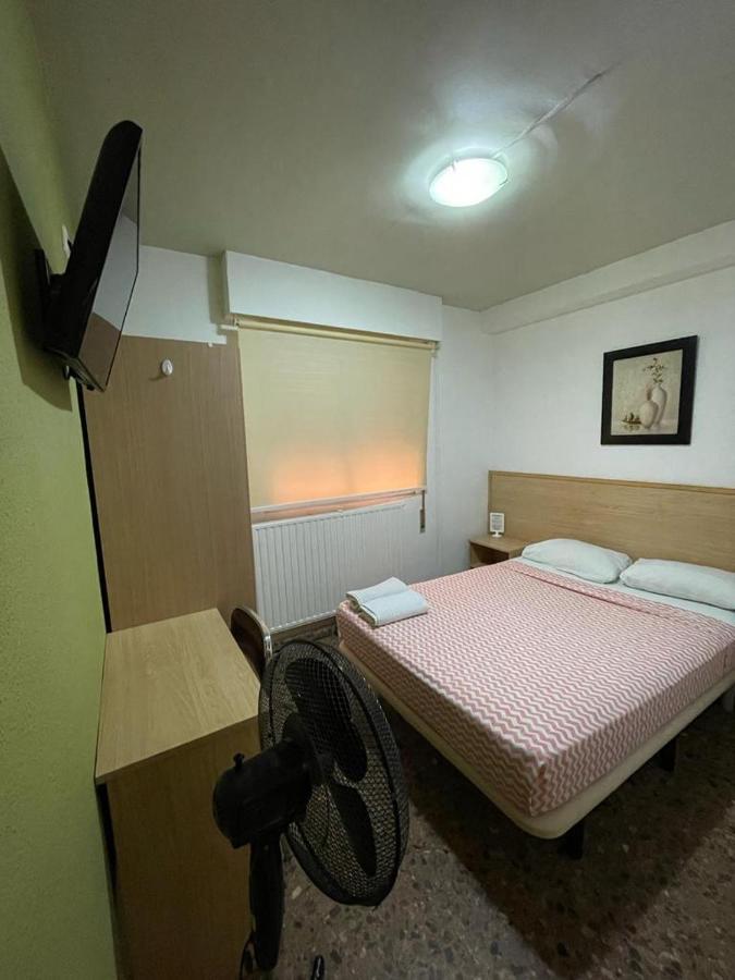 Hostal Milmarcos Σαραγόσα Εξωτερικό φωτογραφία