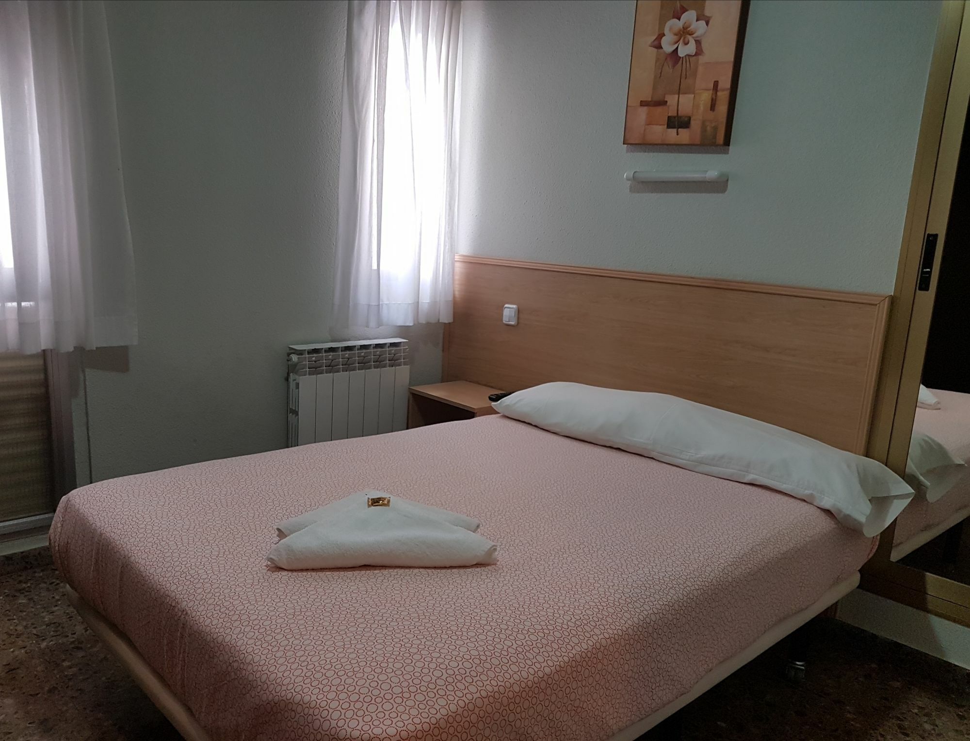 Hostal Milmarcos Σαραγόσα Εξωτερικό φωτογραφία